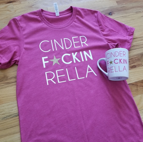 Cinderella heathered vinyl printed t-shirt - Picture 5 of 7